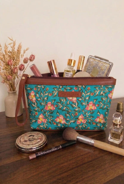 Style and Culture Turquoise Floral Vegan Wristlet Pouch